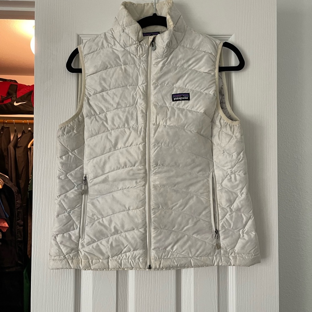 Patagonia White Puffer Vest